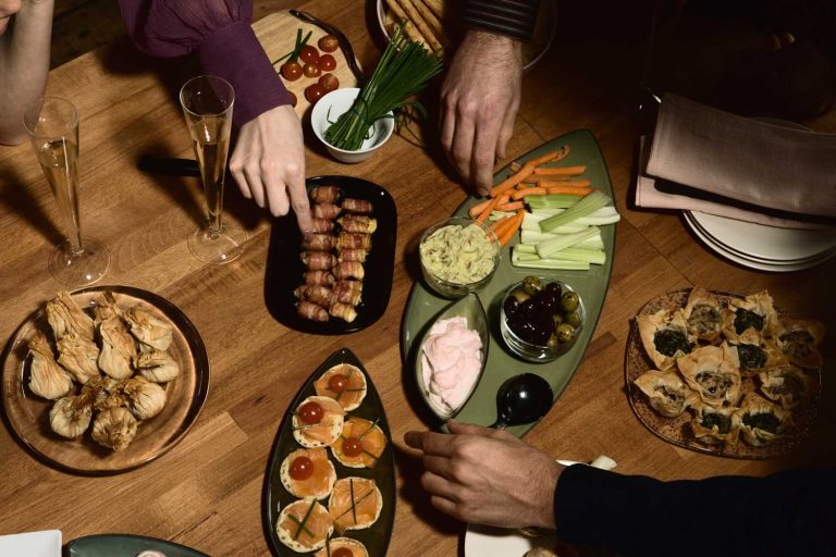 Beyond Sugary Cravings: How Tasty Foods Promote Long-Term, Beneficial Eating Patterns